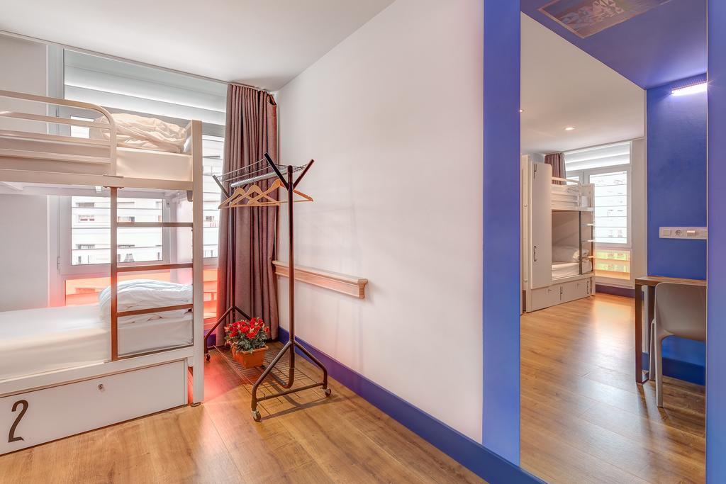 Privékamer met 4 Bedden