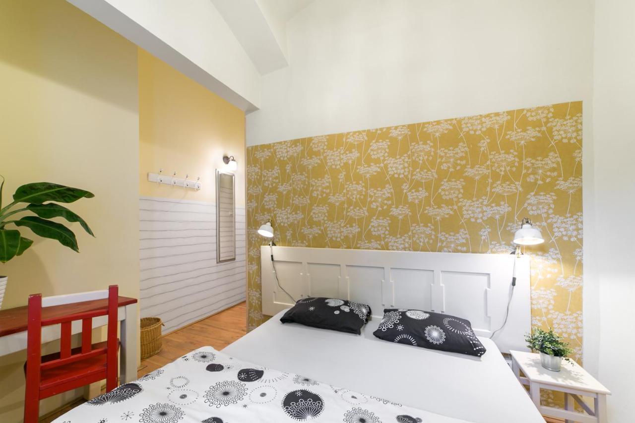 Tweepersoonskamer met 1 of 2 Bedden en Gedeelde Badkamer