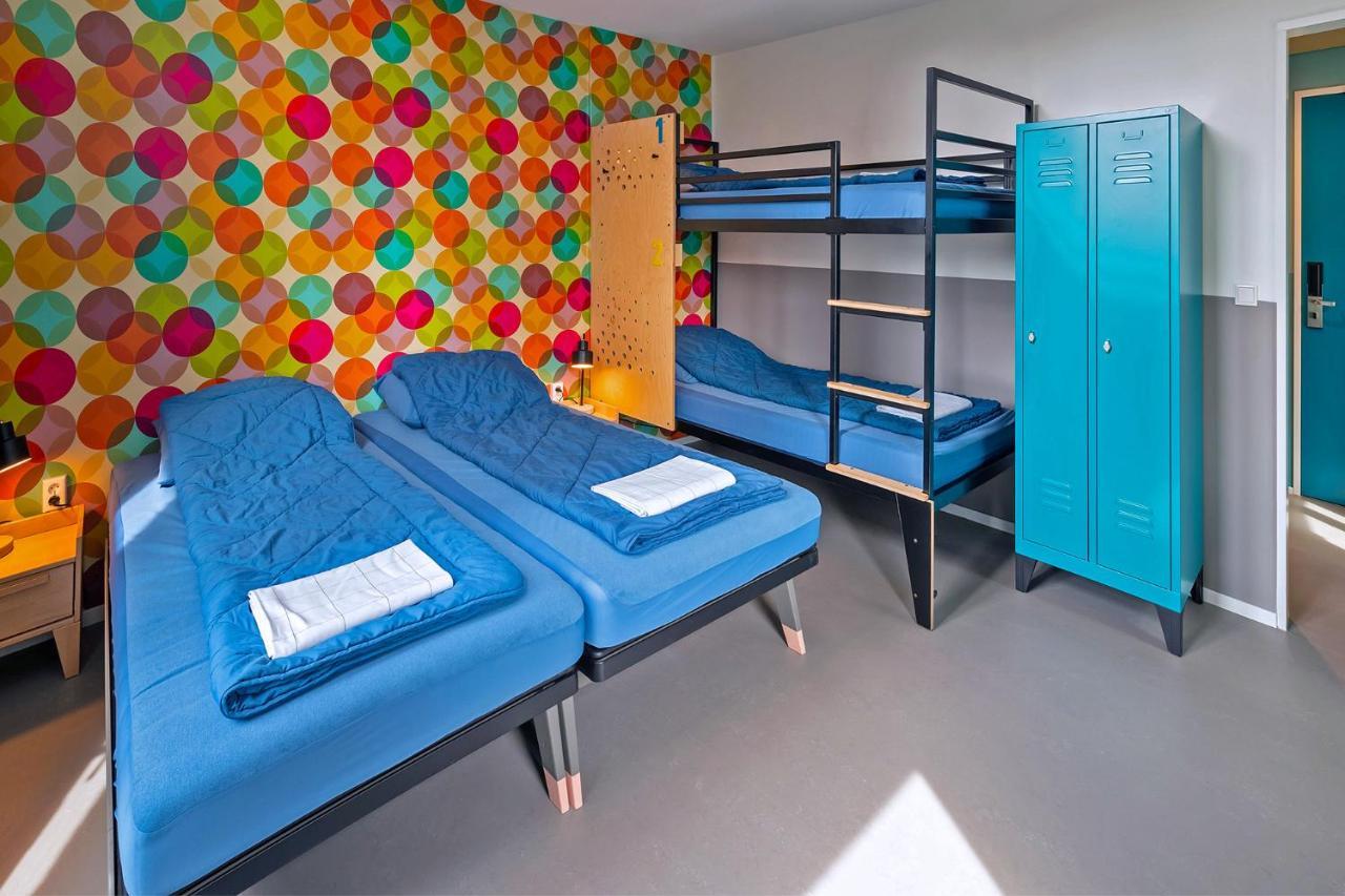 Familiekamer voor 4 Personen met Eigen Badkamer en Douche