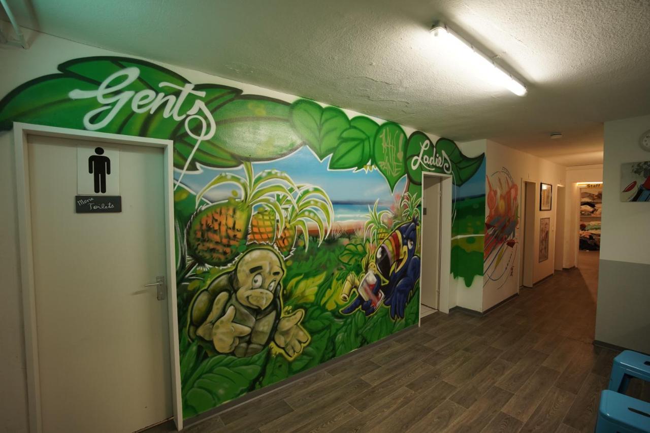 Bed in een Slaapzaal met 8 Bedden