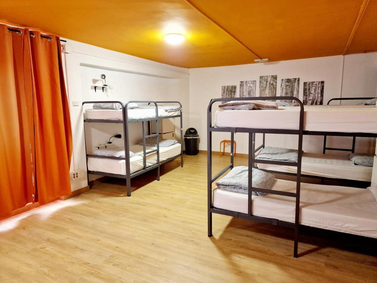 Stapelbed in Gemengde Slaapzaal met 6 Bedden