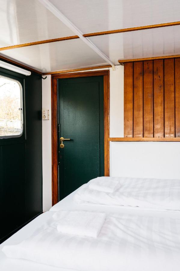 Familiekamer met Gedeelde Badkamer