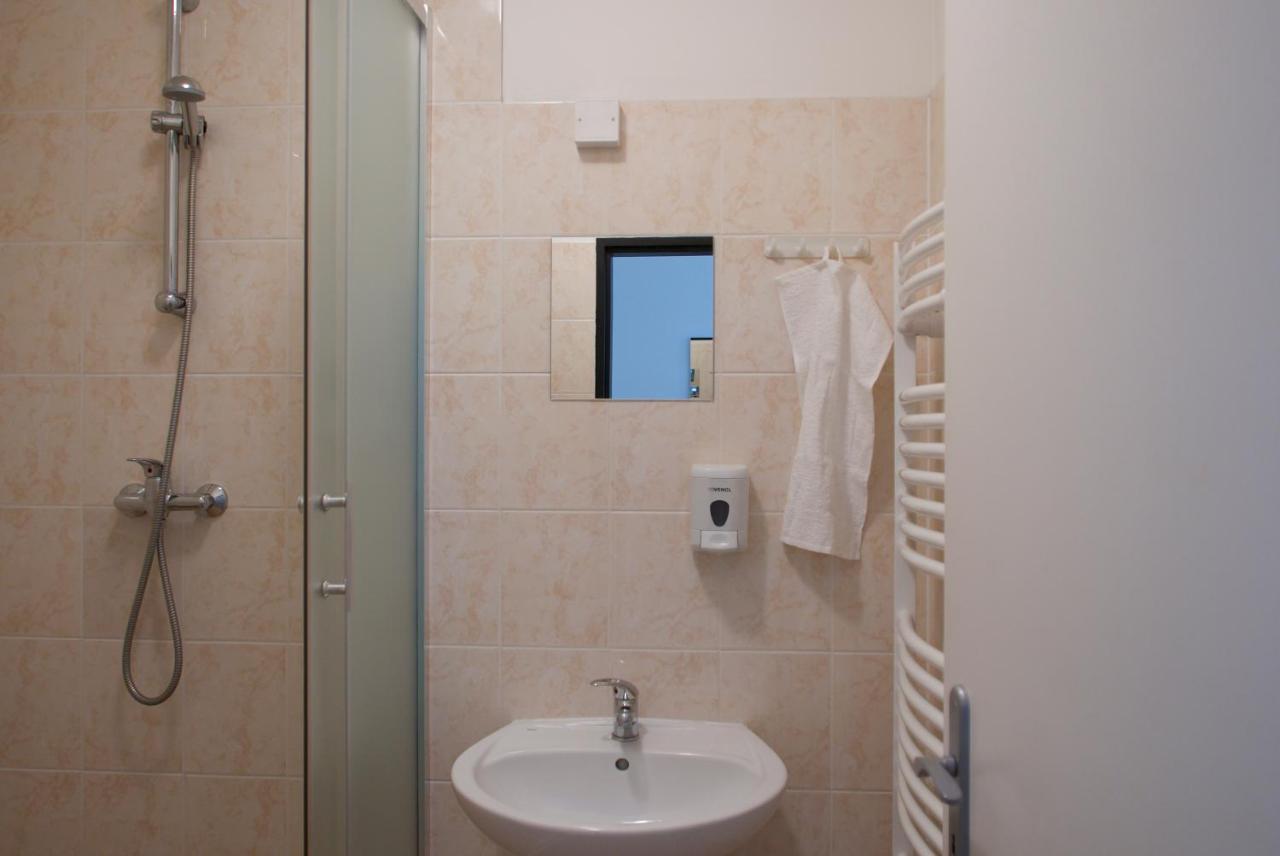 Vierpersoonskamer met Eigen Badkamer