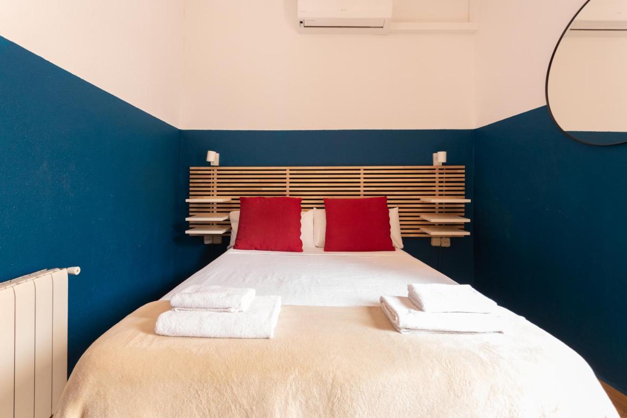 Tweepersoonskamer met Gedeelde Badkamer