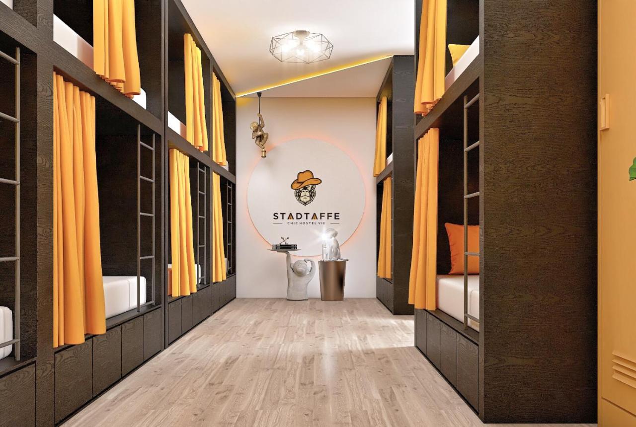 Bed in een Gemengde Slaapzaal met 10 Bedden