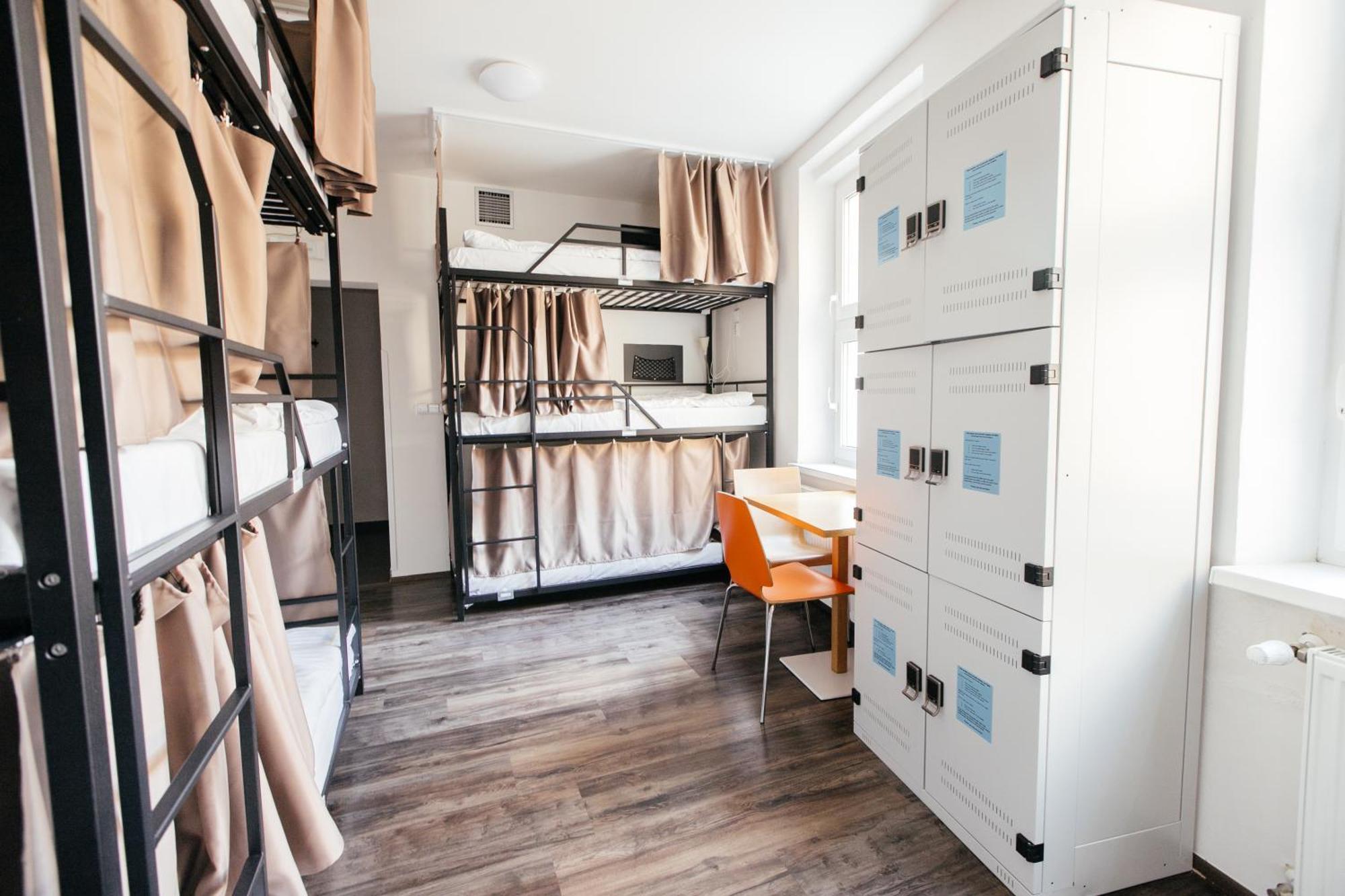 Eenpersoonsbed in Gemengde Slaapzaal - 12 Bedden