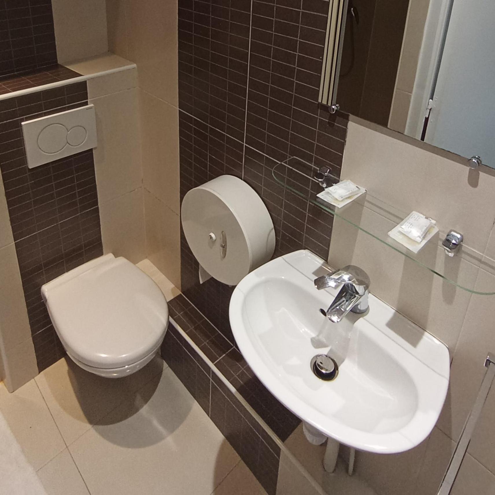 Tweepersoonskamer met Eigen Badkamer