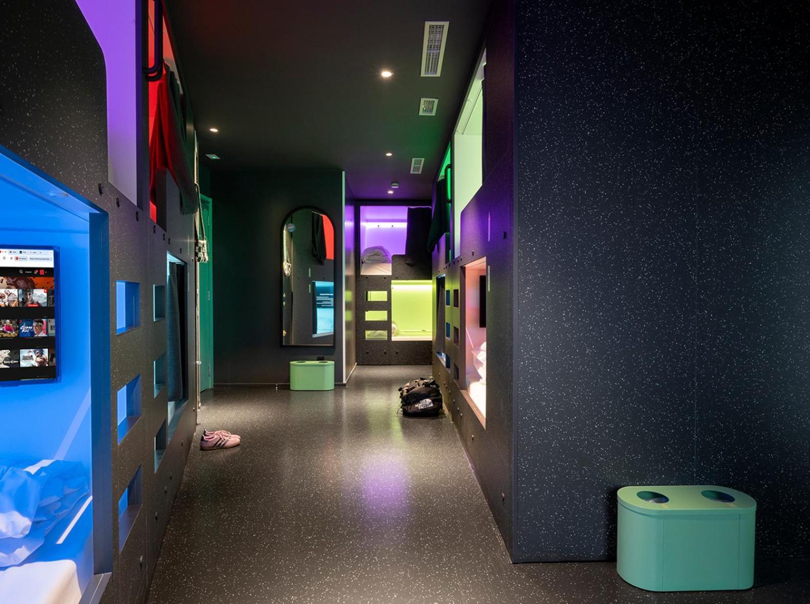 Cabin XL Ensuite in Mixed Dorm