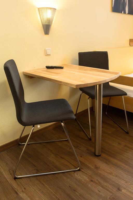 Eenpersoonskamer met Gedeelde Badkamer