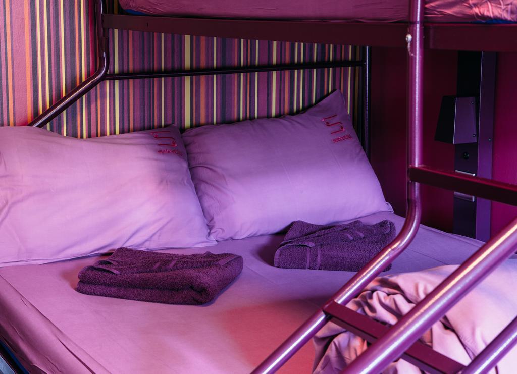 Triple Room with Shared Bathroom,449213835:JPEG