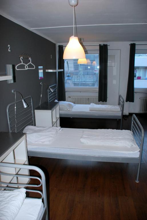 Single Bed Mixed 6-Bed Dormitory Room,79545510:JPEG