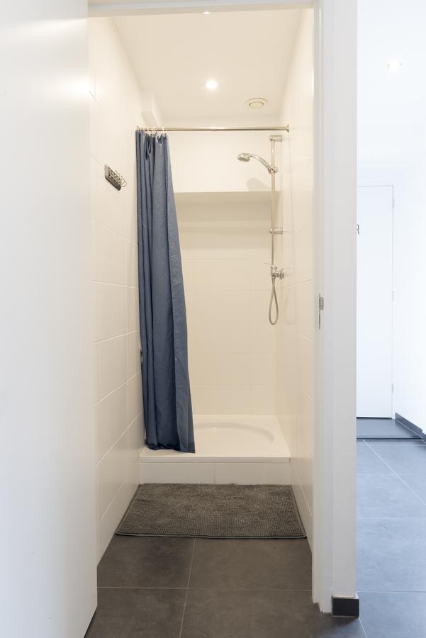 Bed in een Gemengde Slaapzaal met 6 Bedden