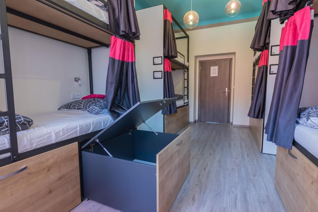Bed in Gemengde Slaapzaal met 8 Bedden