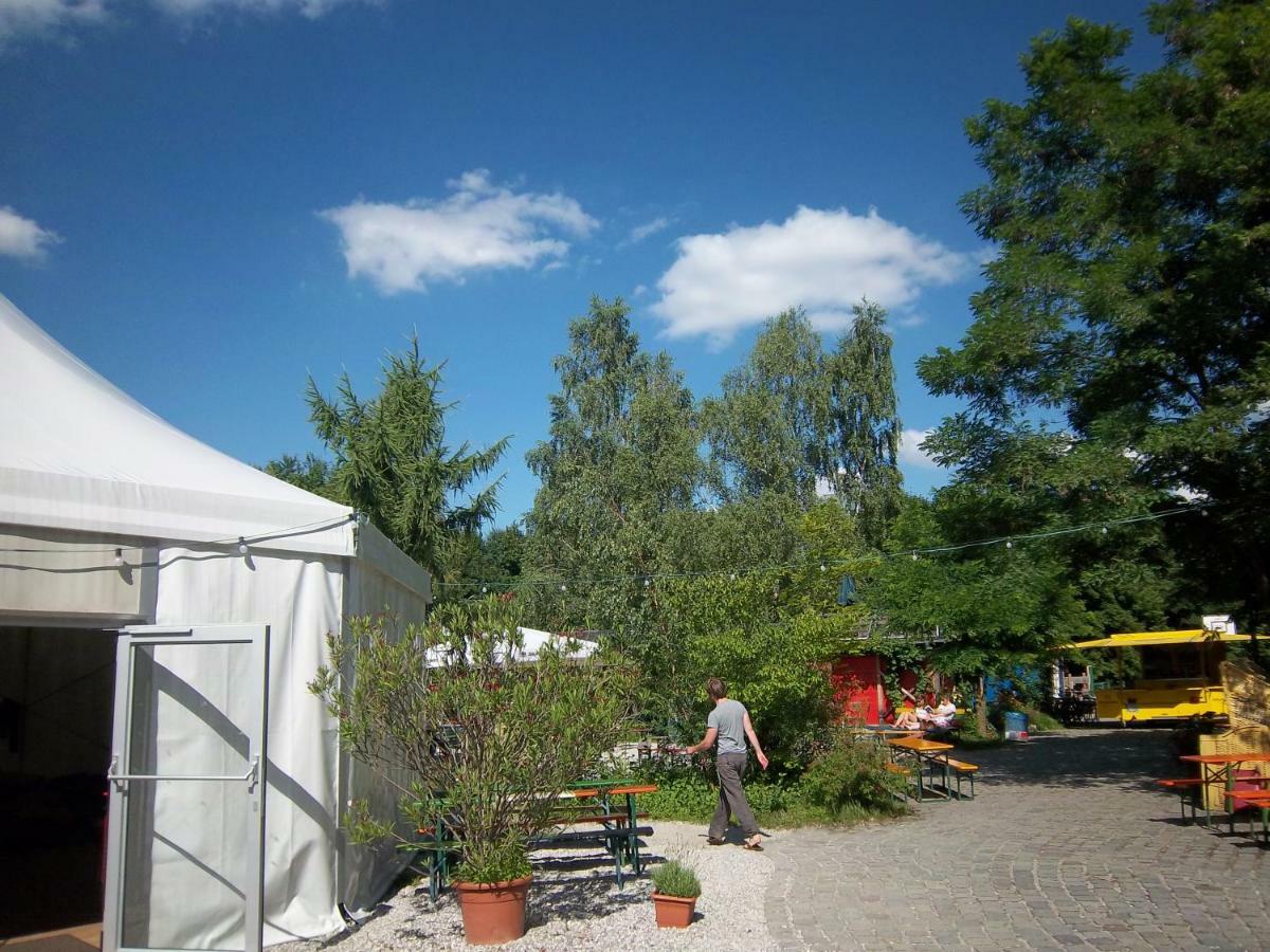 Stapelbed in Gemengde Slaapzaal-tent