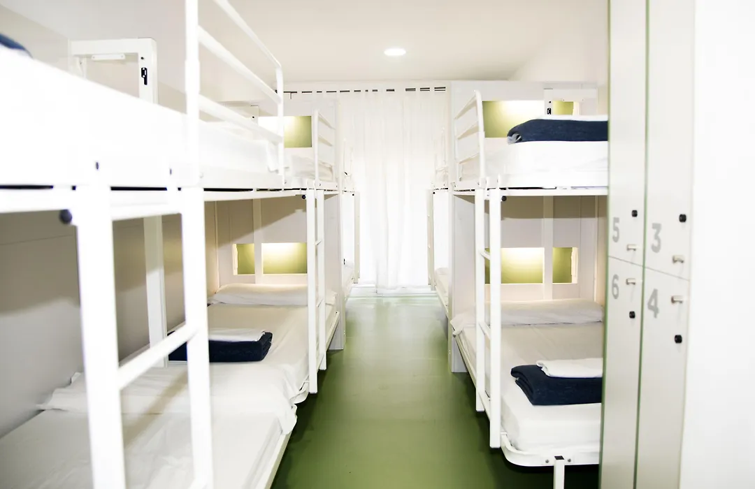 Sant Jordi Hostels Sagrada Familia-1