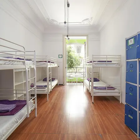 Fabrizzios Terrace Hostel-3