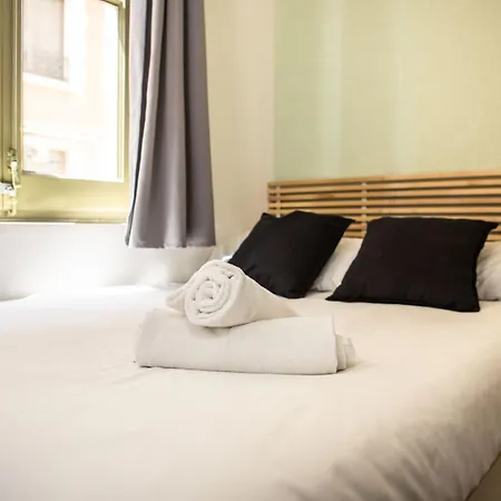Urbany Hostel Bcn Go!-3