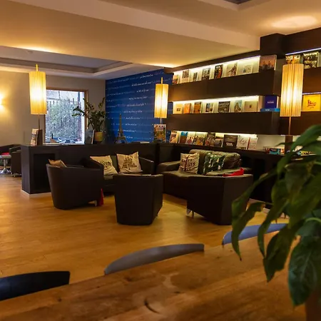 Adveniat Paris-2