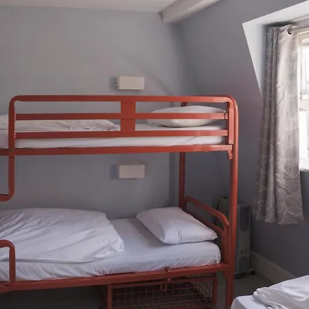 Astor Kensington Hostel-2