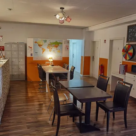 Mac City Hostel-3