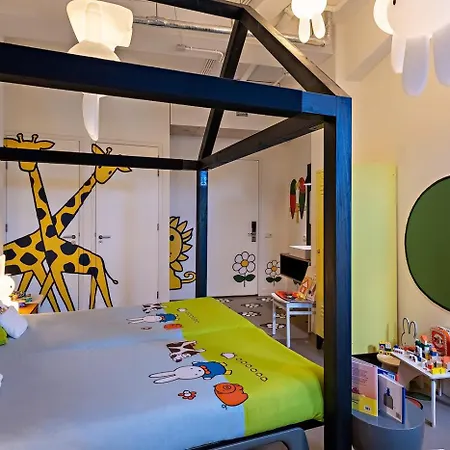 Stayokay Hostel Utrecht Centrum-3