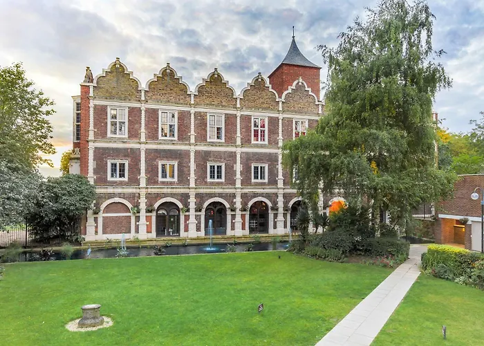 JeugdherbergSafestay London Kensington Holland Park (Adults Only)