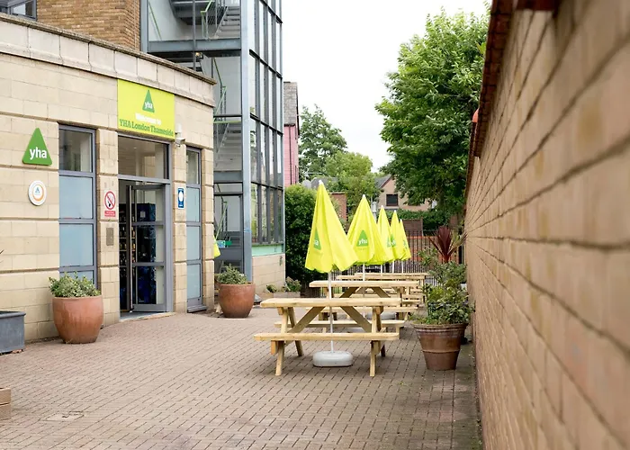 Yha London Thameside Hostel