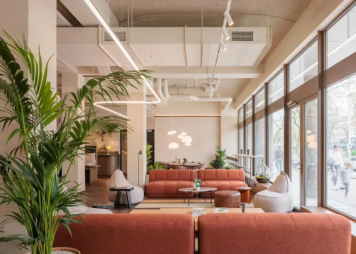 Pods By The Usual Rotterdam Hostel