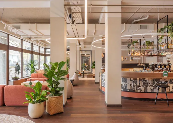 Pods By The Usual Rotterdam Hostel