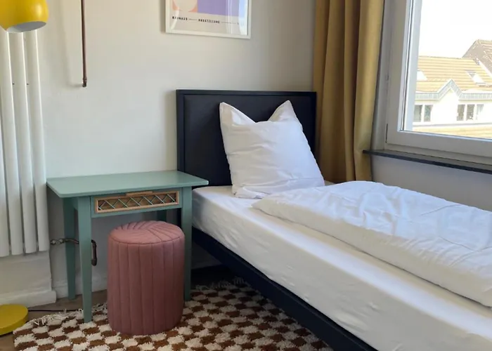 Weltempfaenger Backpacker Hostel Keulen