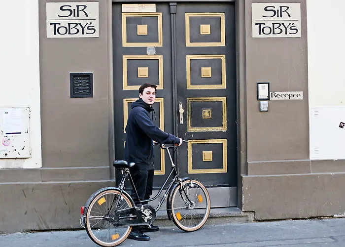 Sir Toby'S Hostel Praag