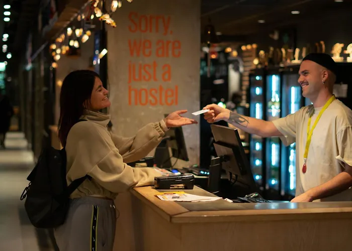 JeugdherbergSteel House