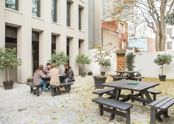 Antwerp Central Youth Hostel