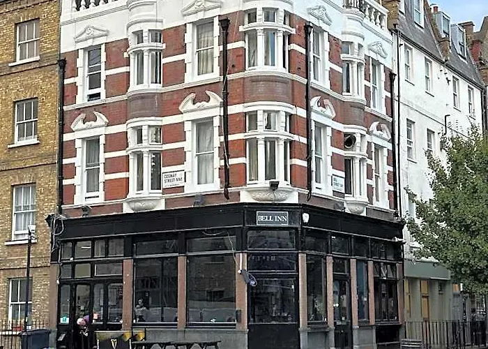 Bell House Hostel Londen