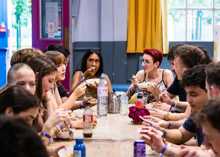 Onefam Waterloo 18-36 Years Old Hostel Londen
