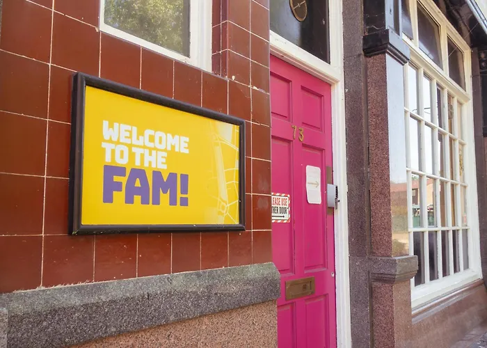 Onefam Waterloo 18-36 Years Old Hostel Londen
