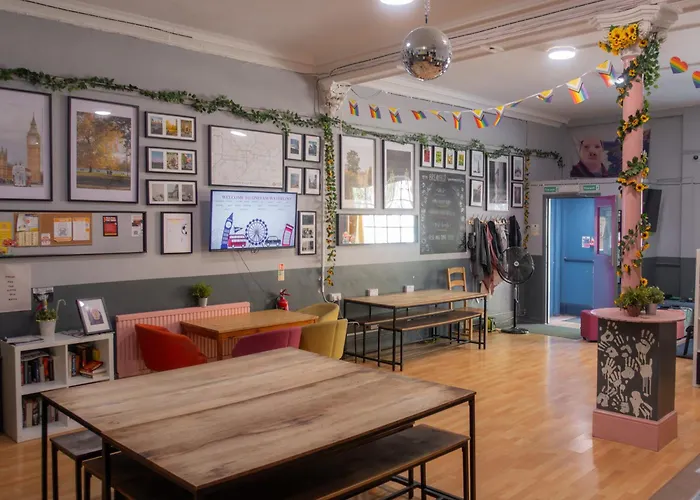 Onefam Waterloo 18-36 Years Old Hostel Londen