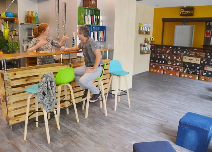 JeugdherbergDo Step Inn Central - Self-Service-